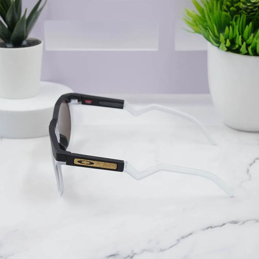 แว่นตากันแดด รุ่น OO9242