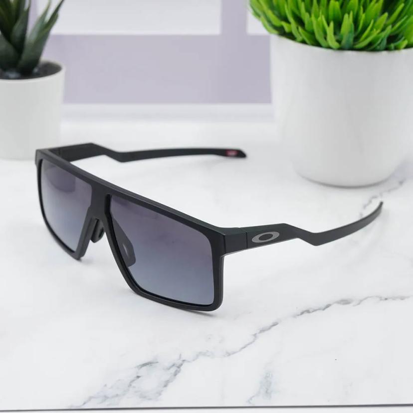 แว่นตากันแดด รุ่น OO9285