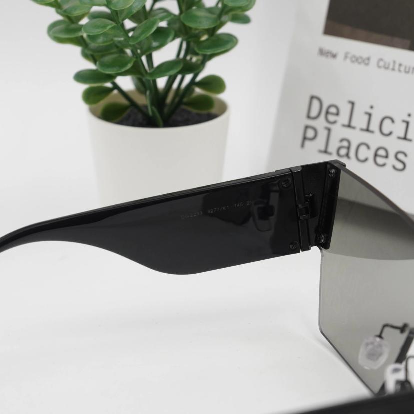 แว่นตากันแดด รุ่น 0DG2233