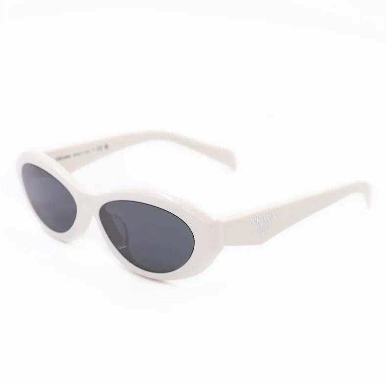 แว่นตากันแดด Prada รุ่น 0PR 26ZSF 17K08Z