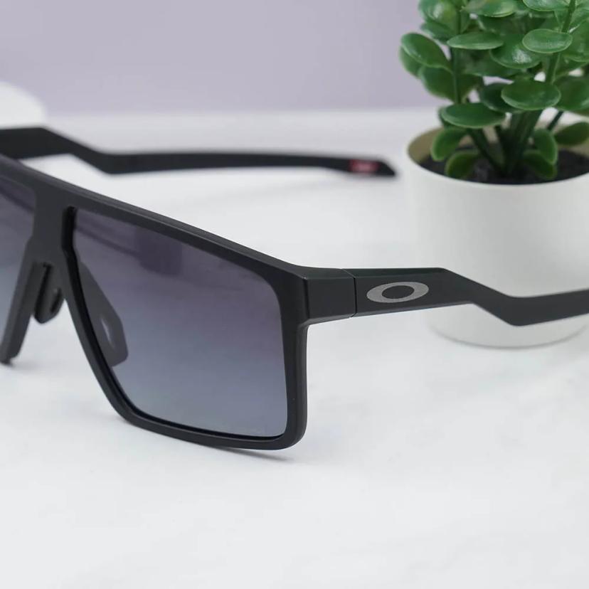 แว่นตากันแดด รุ่น OO9285