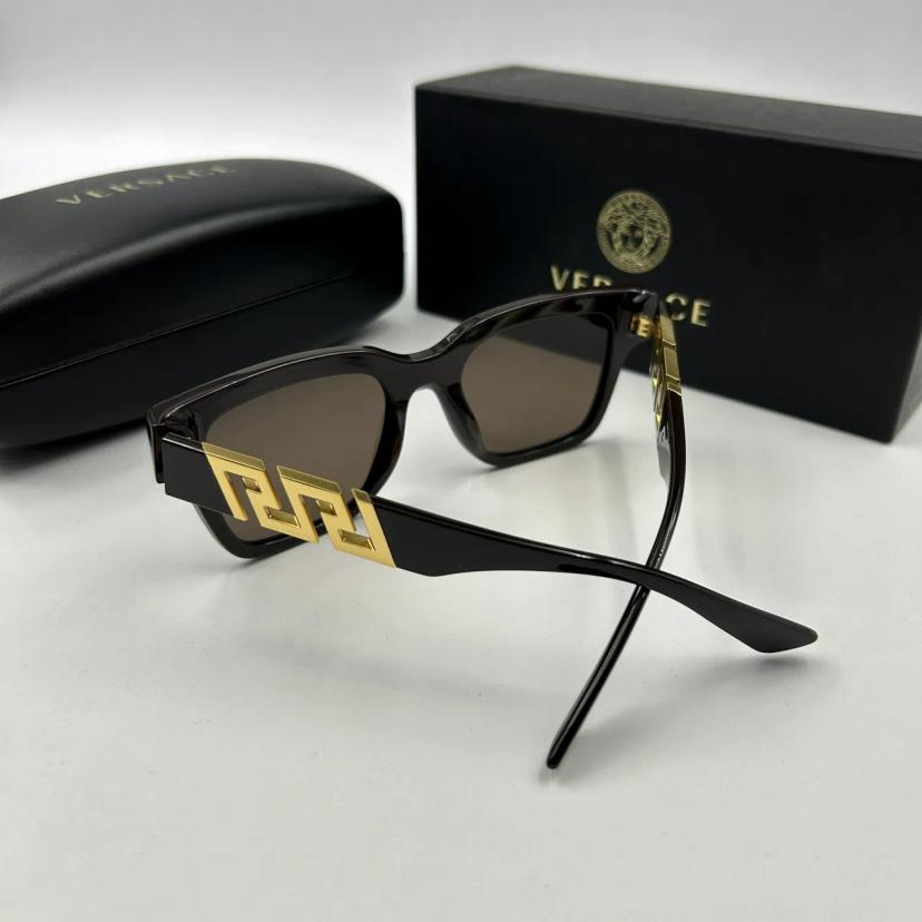 แว่นตากันแดด Versace รุ่น 0VE4421