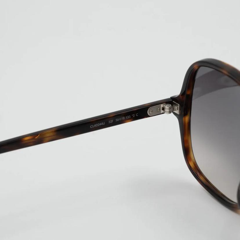 แว่นตากันแดด CELINE รุ่น CL40244U 5652F