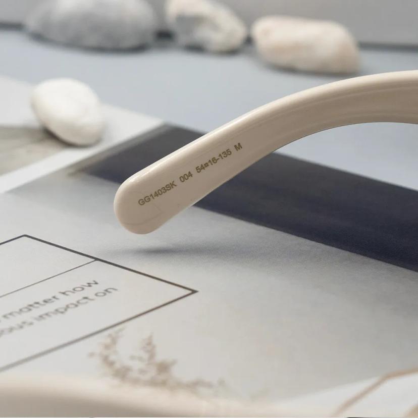 แว่นตากันแดด รุ่น GG1403SK 004