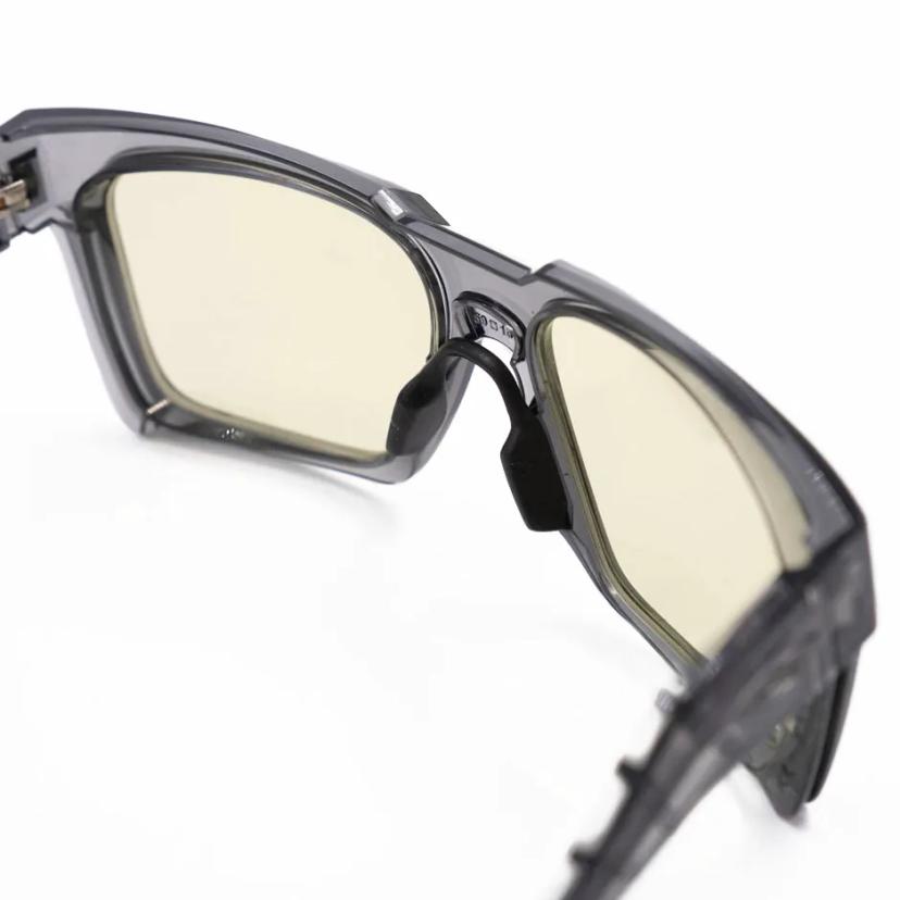 แว่นกันแดด Oakley รุ่น 0009485-948504