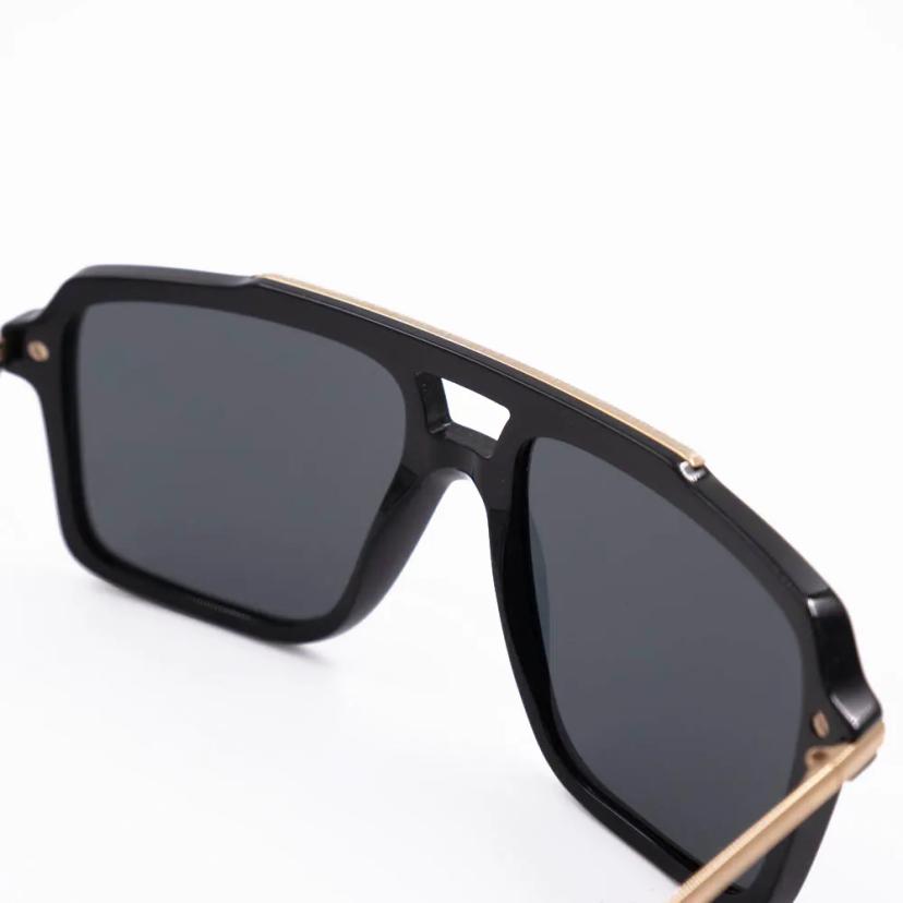 แว่นกันแดด D&G รุ่น DG4477 501/87