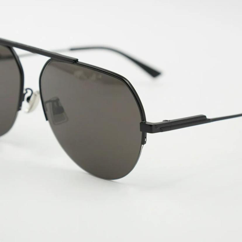 แว่นกันแดด Bottega รุ่น BV1150S 005