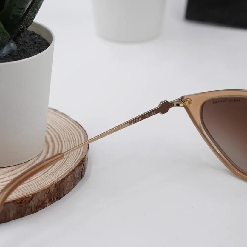 แว่นตากันแดด รุ่น 0AX4152SU