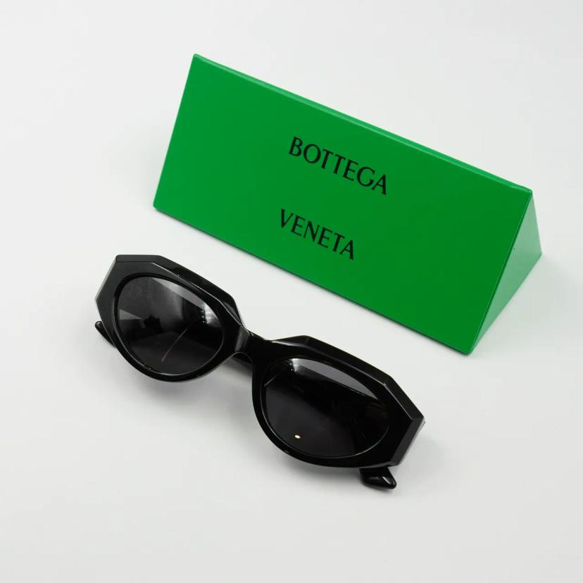 แว่นกันแดด Bottega รุ่น BV1031S 001