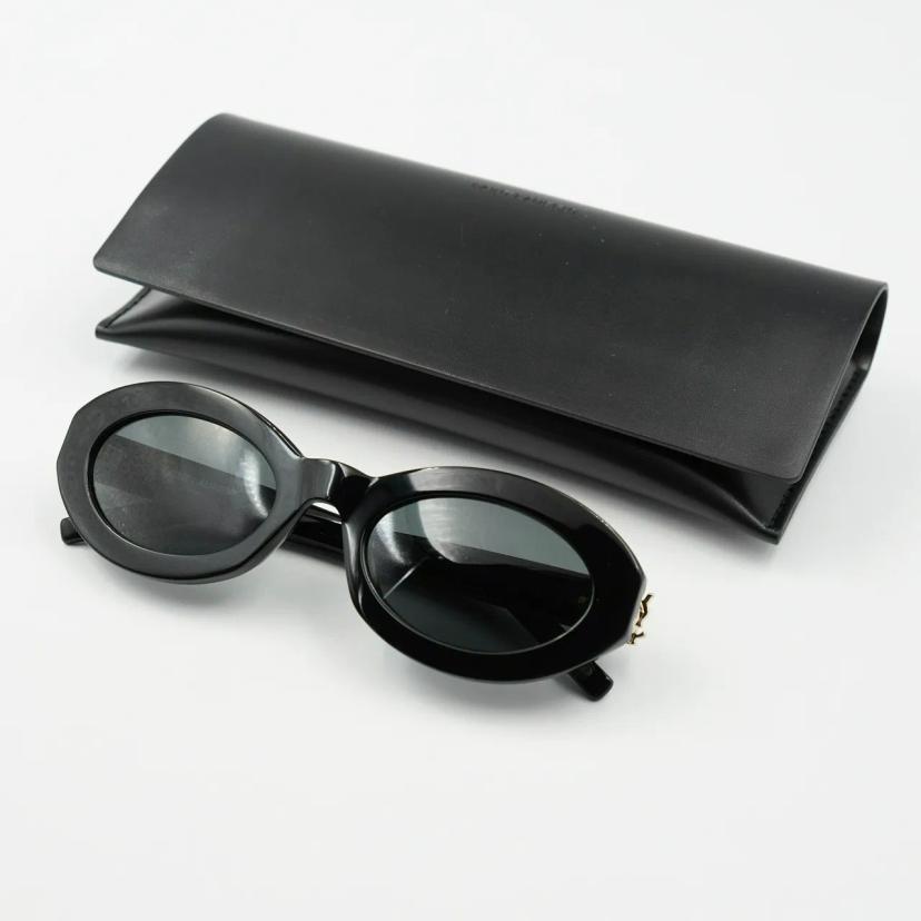 แว่นกันแดด YSL รุ่น SL M136 001