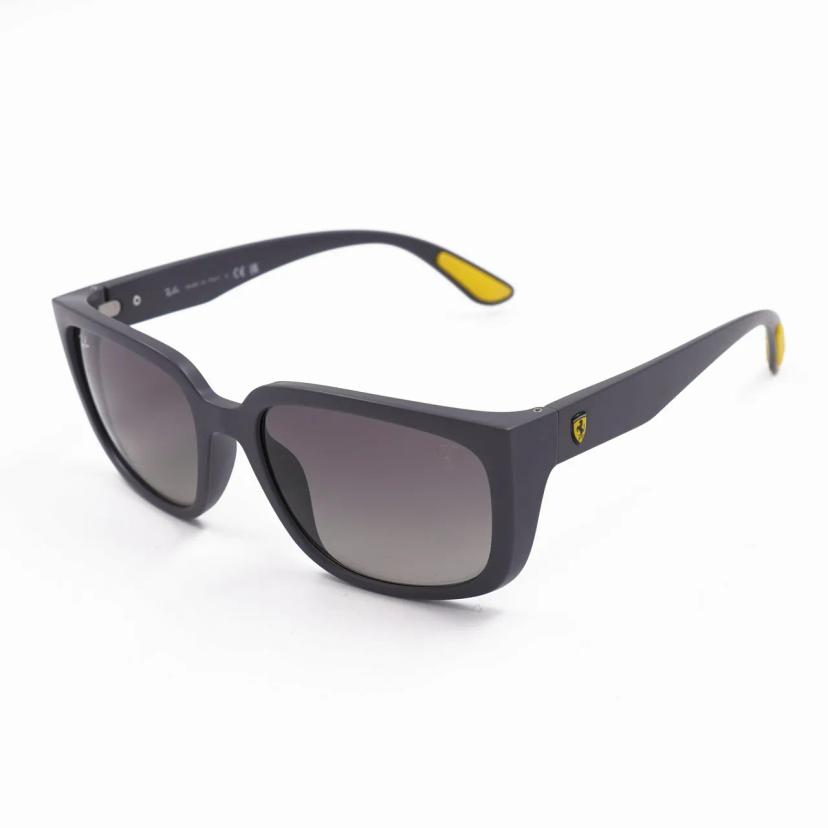 แว่นตากันแดด RayBan รุ่น RB4443M F60811
