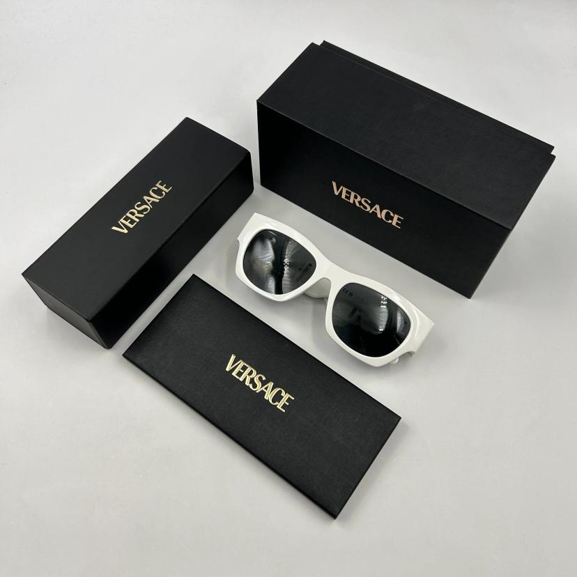 แว่นตากันแดด Versace รุ่น 0VE4479U 314 87