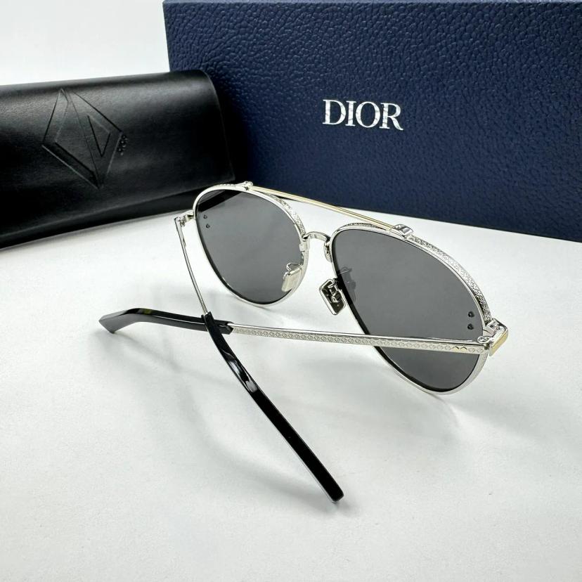 แว่นตากันแดด Dior รุ่น A1U F2A0