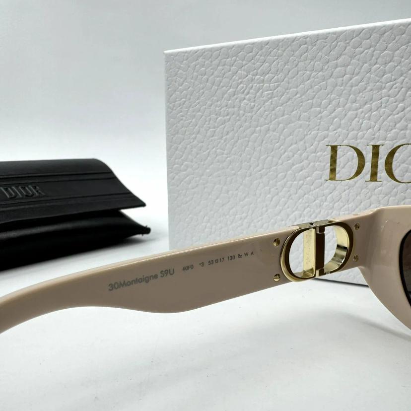 แว่นตากันแดด Dior รุ่น S10F 95M0