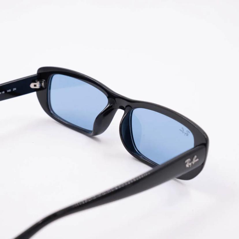 แว่นตากันแดด RayBan รุ่น RB4436D 667772