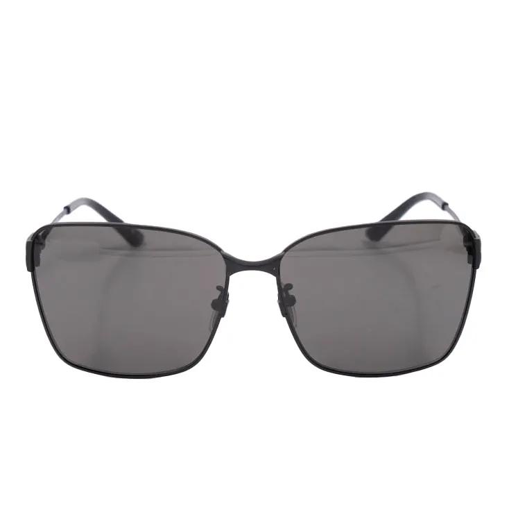 แว่นตากันแดด Balenciaga รุ่น BB0338SK 001