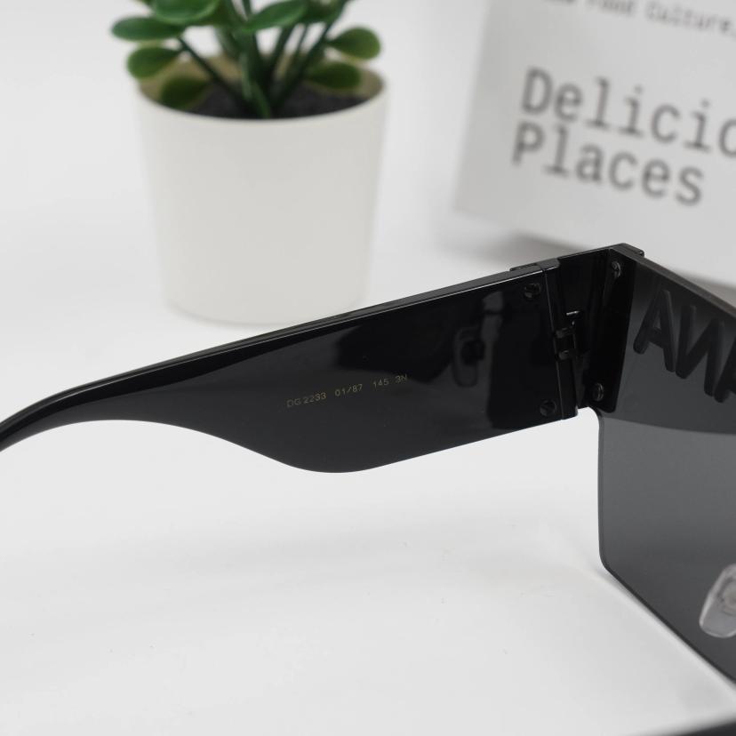 แว่นตากันแดด รุ่น 0DG2233