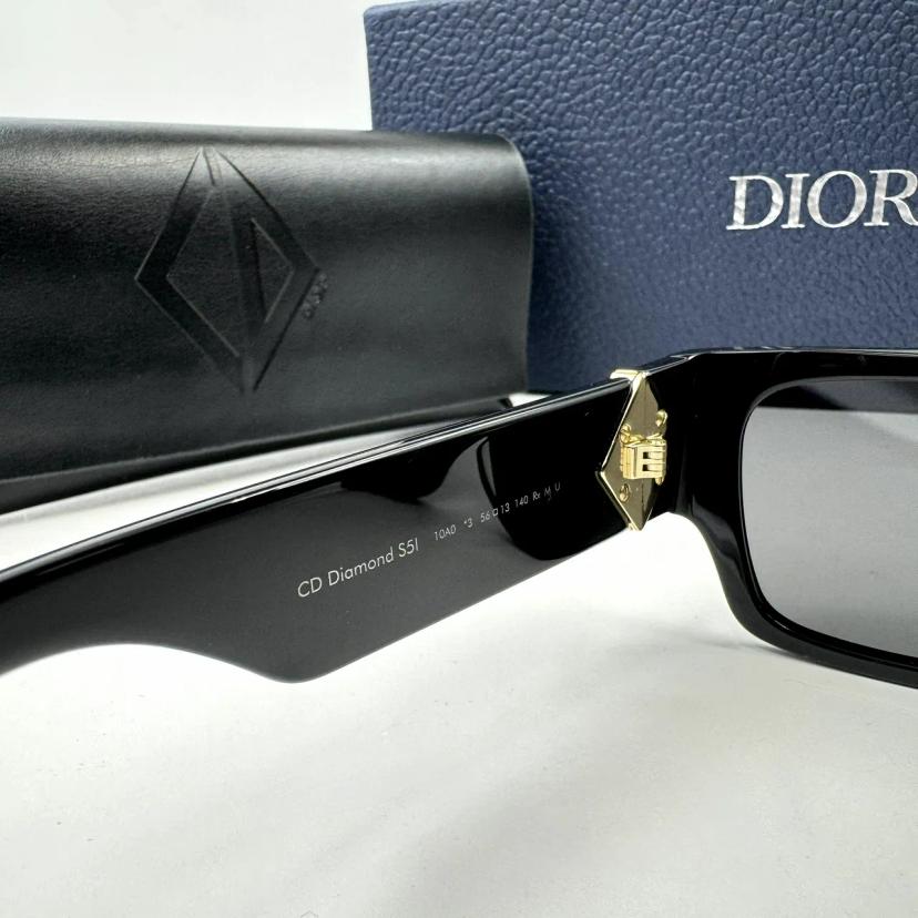 แว่นตากันแดด Dior รุ่น S5I 10A0