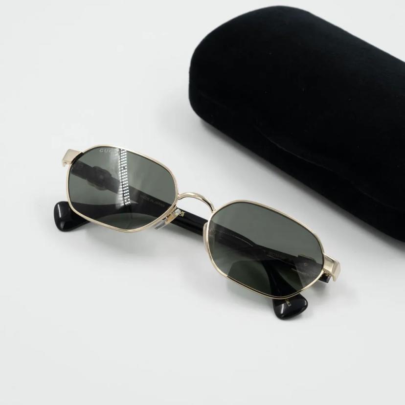 แว่นตากันแดด รุ่น GG1593S 001