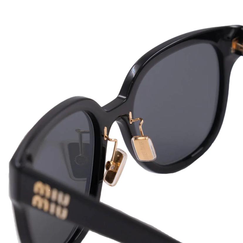 แว่นตากันแดด Miu Miu รุ่น MU 01ZS 1AB5S0